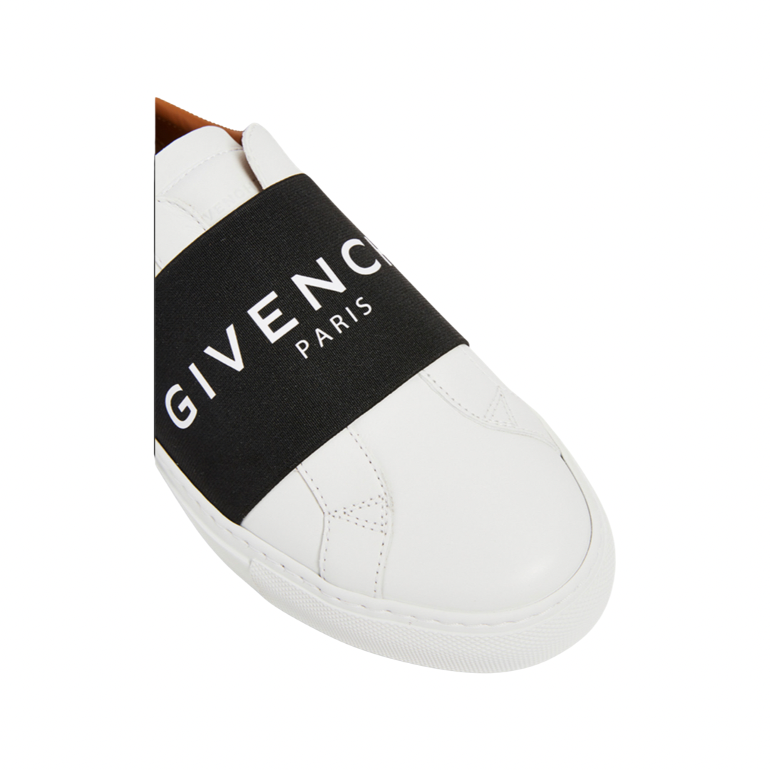 Givenchy knot 2025